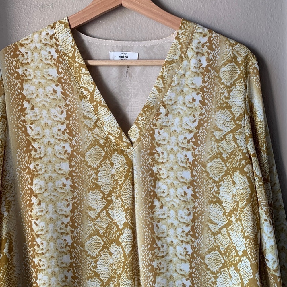 Entro Yellow Snake Print Python Balloon Sleeve Ov… - image 1